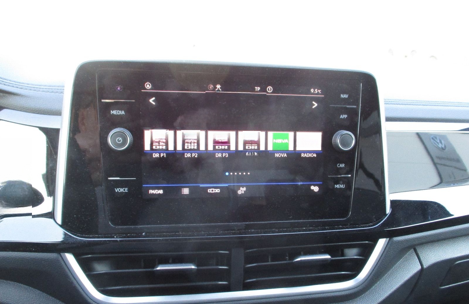 Volkswagen T-Roc R-Line DSG KAM ACC AHK LED APP-Connect foto 15
