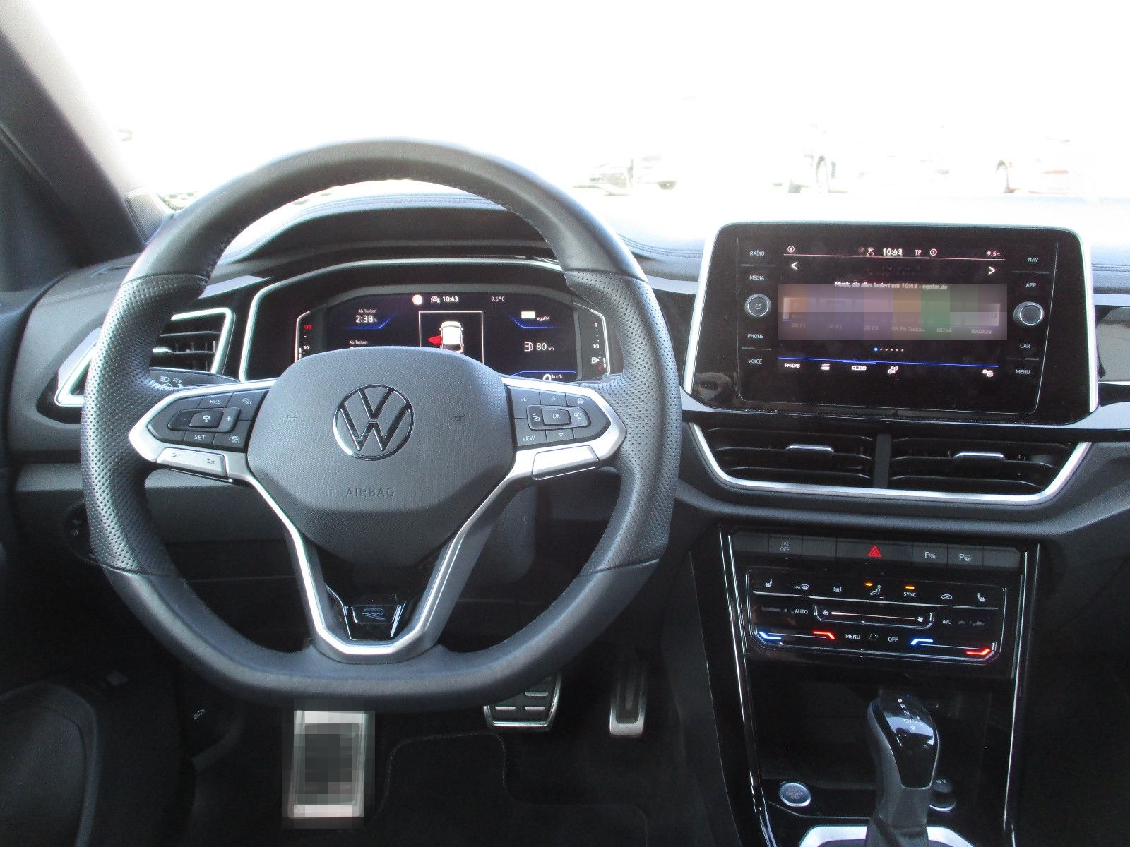 Volkswagen T-Roc R-Line DSG KAM ACC AHK LED APP-Connect foto 18