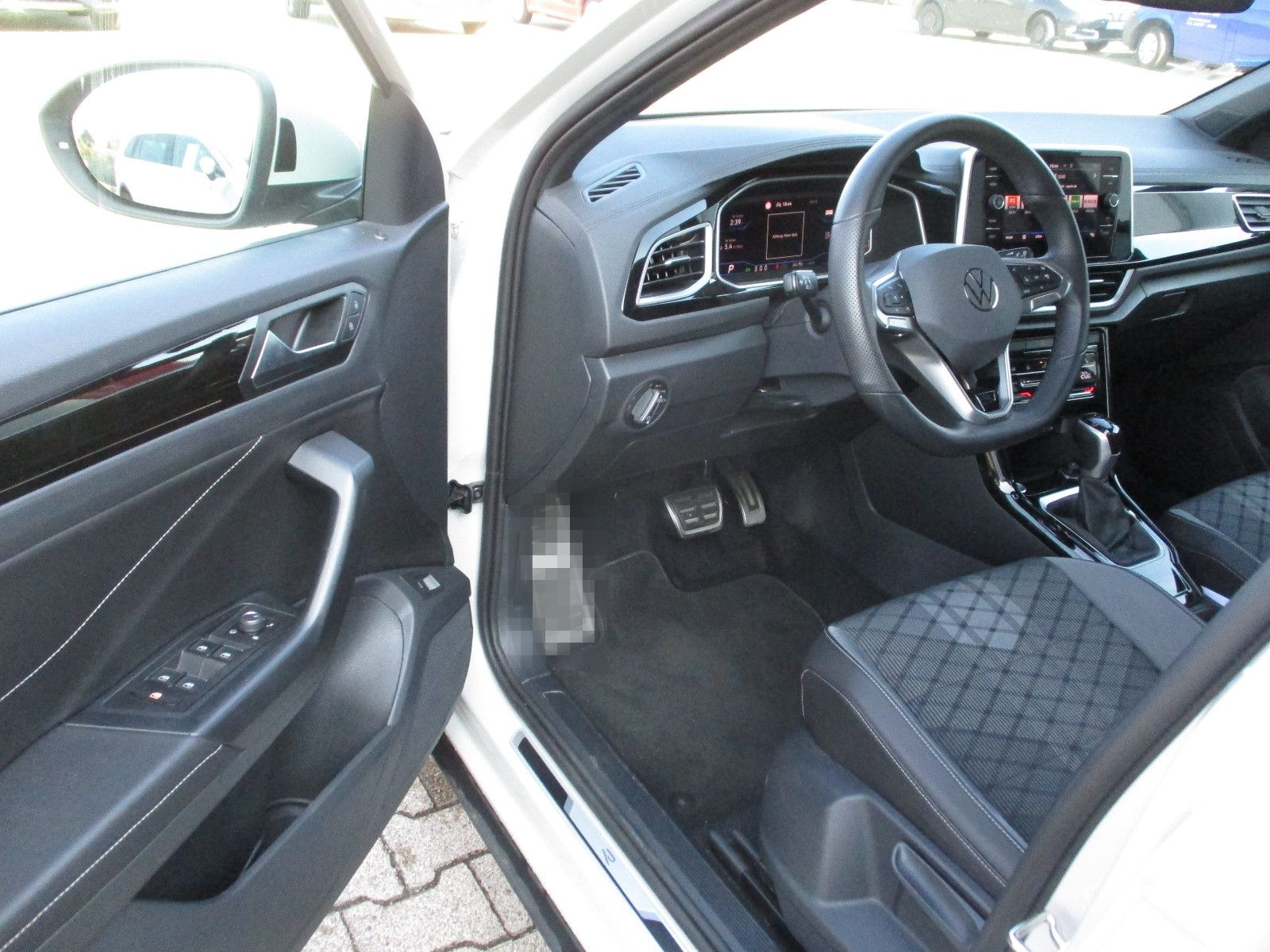 Volkswagen T-Roc R-Line DSG KAM ACC AHK LED APP-Connect foto 24