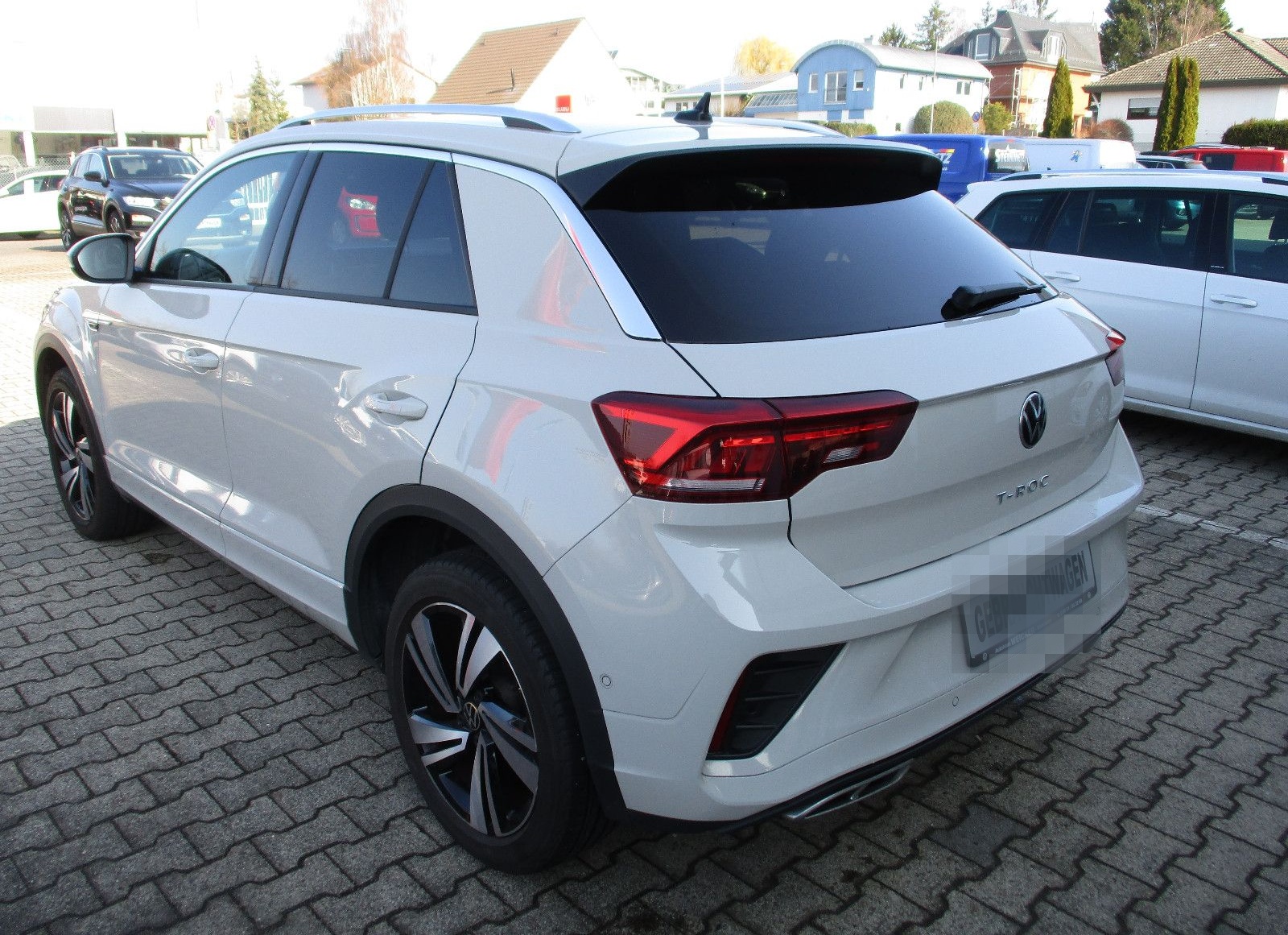 Volkswagen T-Roc R-Line DSG KAM ACC AHK LED APP-Connect foto 6