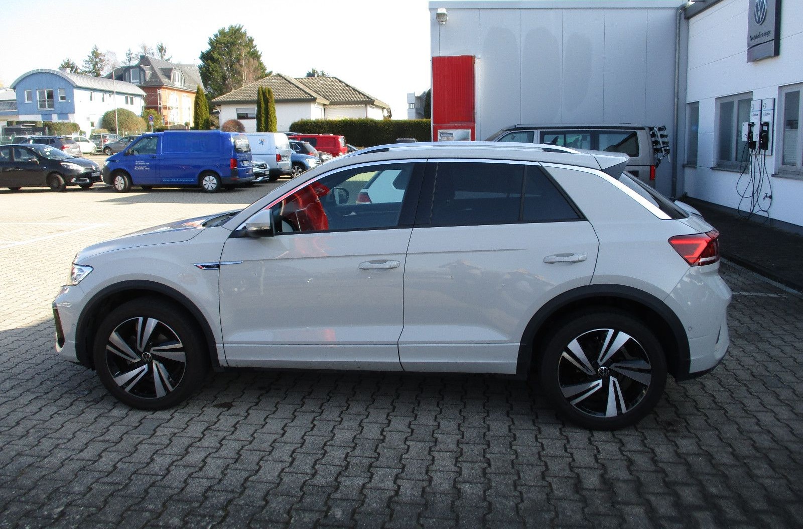 Volkswagen T-Roc R-Line DSG KAM ACC AHK LED APP-Connect foto 7