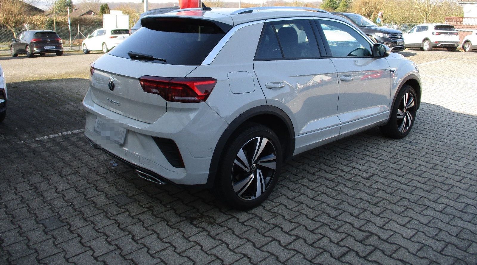 Volkswagen T-Roc R-Line DSG KAM ACC AHK LED APP-Connect foto 8