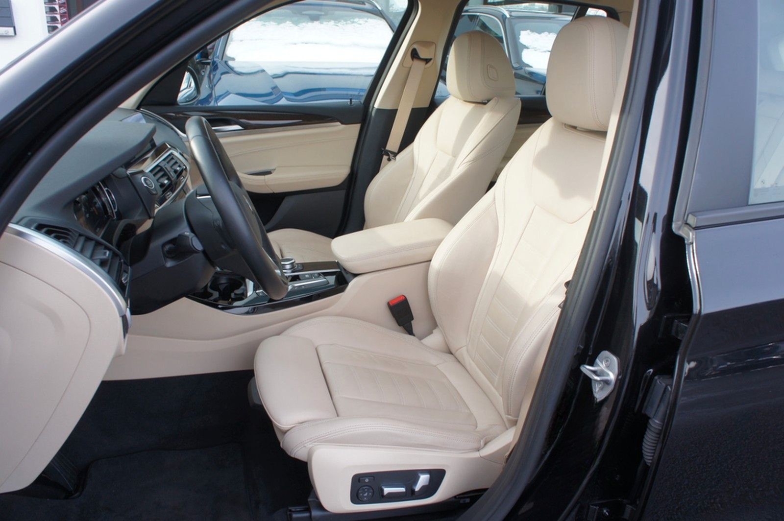 BMW X3 xDrive 30i Advantage*LEDER*HUD*LIVE*INNOVATIO foto 10