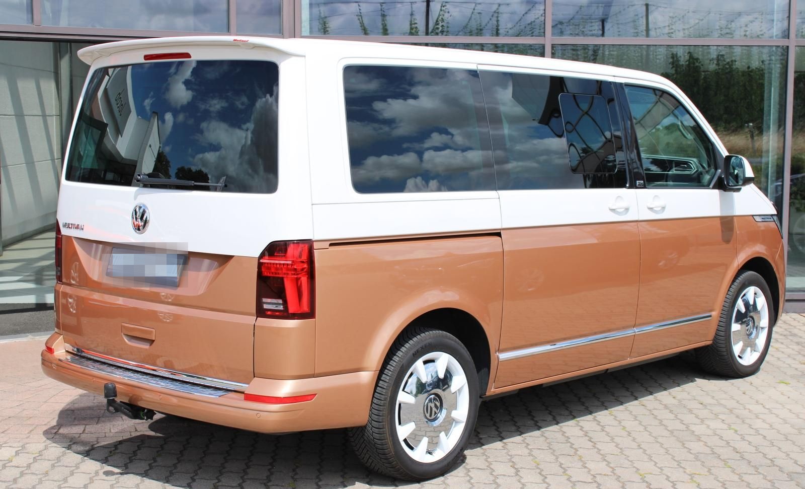 Volkswagen T6.1 Multivan GENERATION SIX *200 PS*Leder*7-Sit foto 3