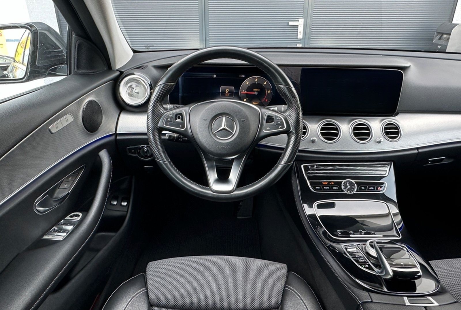 Mercedes-Benz E 220 d 9G*AMG-LINE*Ambiente*Wide*Kamera*AHK* foto 12