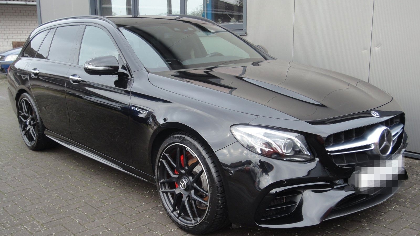 Mercedes-Benz E 63 S AMG 4MATIC+ T Carbon Burmester Pano Night foto 2