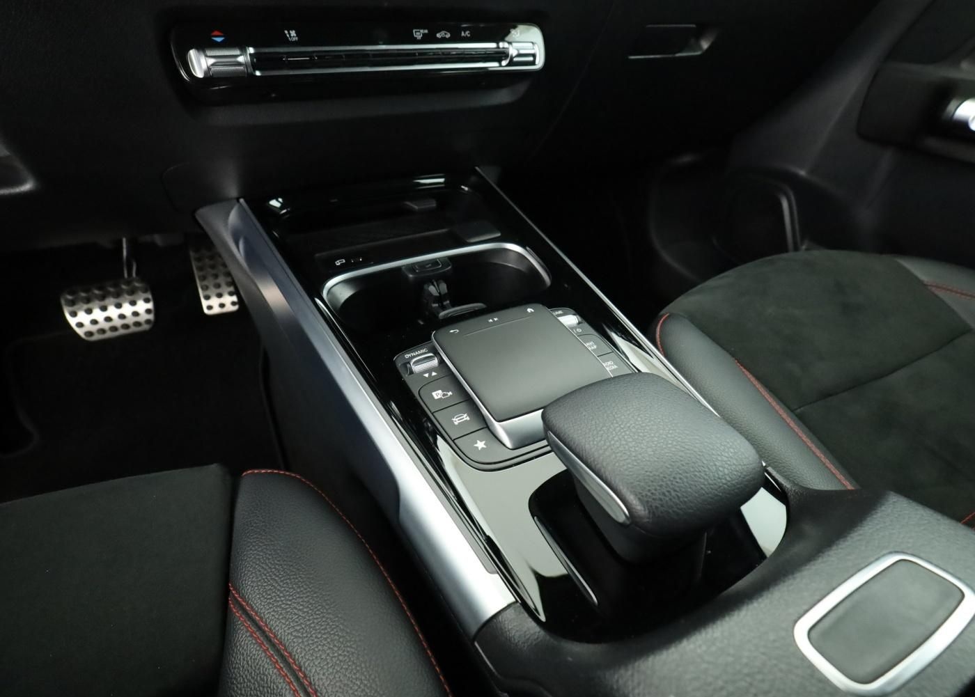 Mercedes-Benz GLB 200 d *AMG*PTS*Kamera*SpurH*Navi*el.Heck*SHZ foto 15