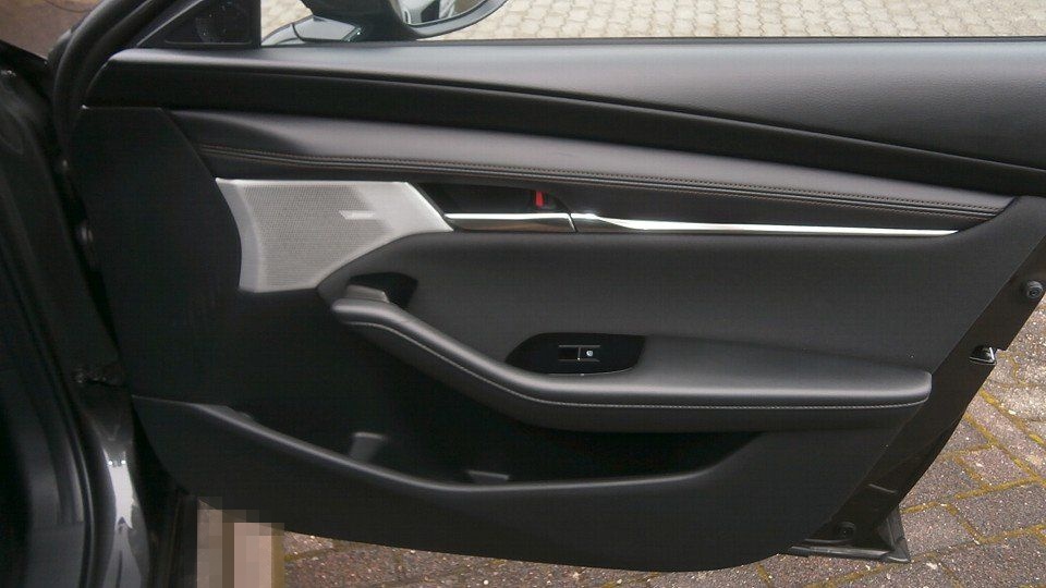Mazda 3 2.5L e-SKYACTIV G 140ps Exclusive-line foto 12