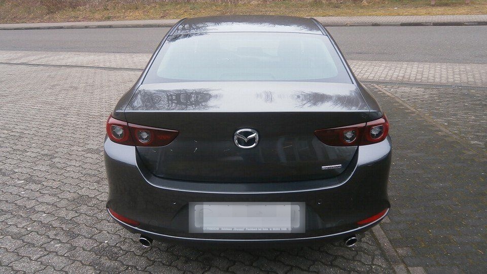 Mazda 3 2.5L e-SKYACTIV G 140ps Exclusive-line foto 4