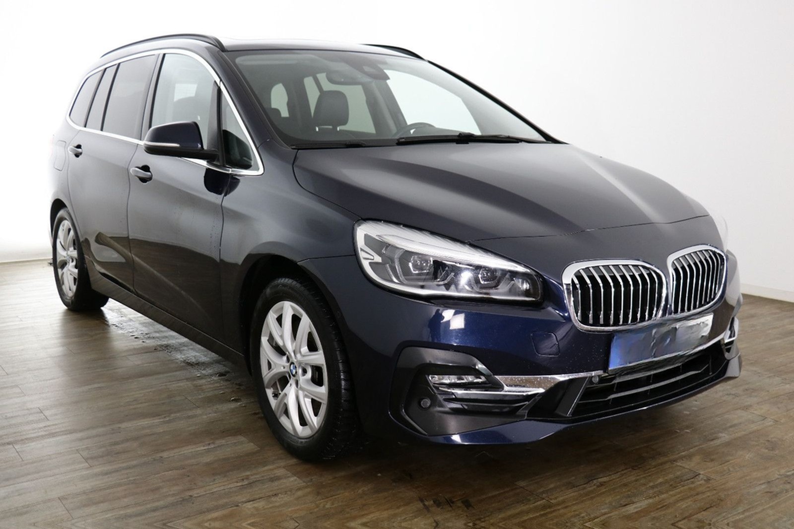 BMW 220i Gran Tourer Luxury Line*LED*Pano*AHK*Kamera foto 5