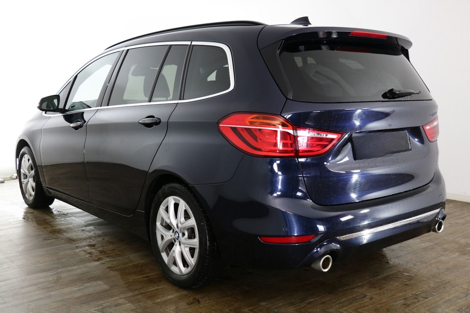 BMW 220i Gran Tourer Luxury Line*LED*Pano*AHK*Kamera foto 8