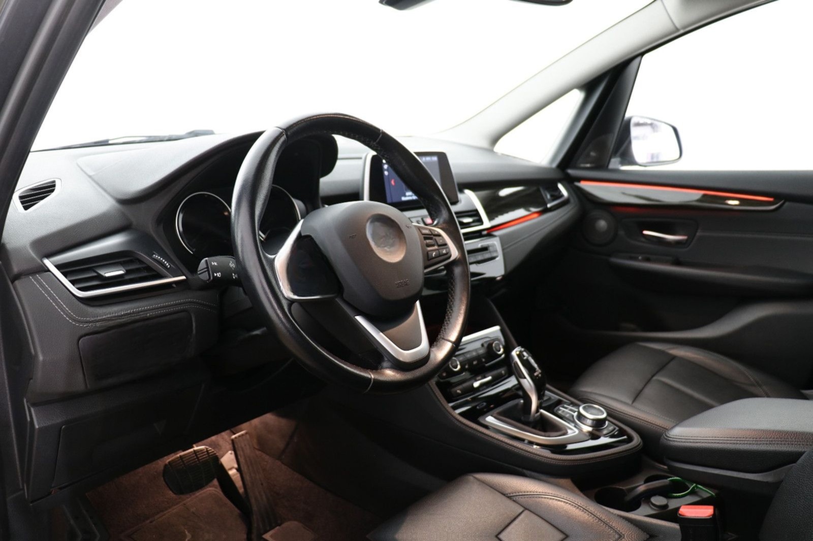 BMW 220i Gran Tourer Luxury Line*LED*Pano*AHK*Kamera foto 10