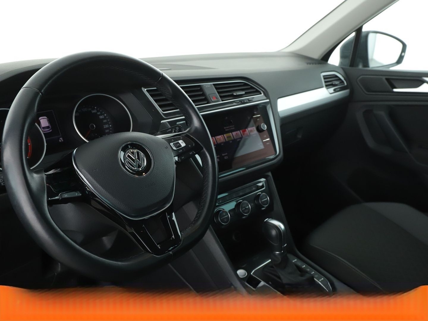 Volkswagen Tiguan 1.5 TSI ACT Comfortline BlueMotion Aut.* foto 11