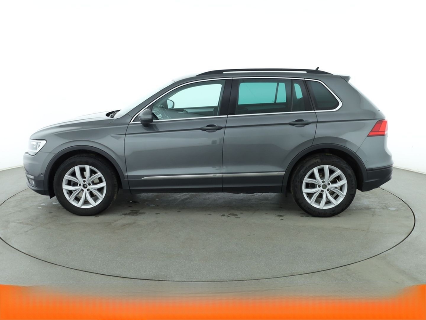 Volkswagen Tiguan 1.5 TSI ACT Comfortline BlueMotion Aut.* foto 3