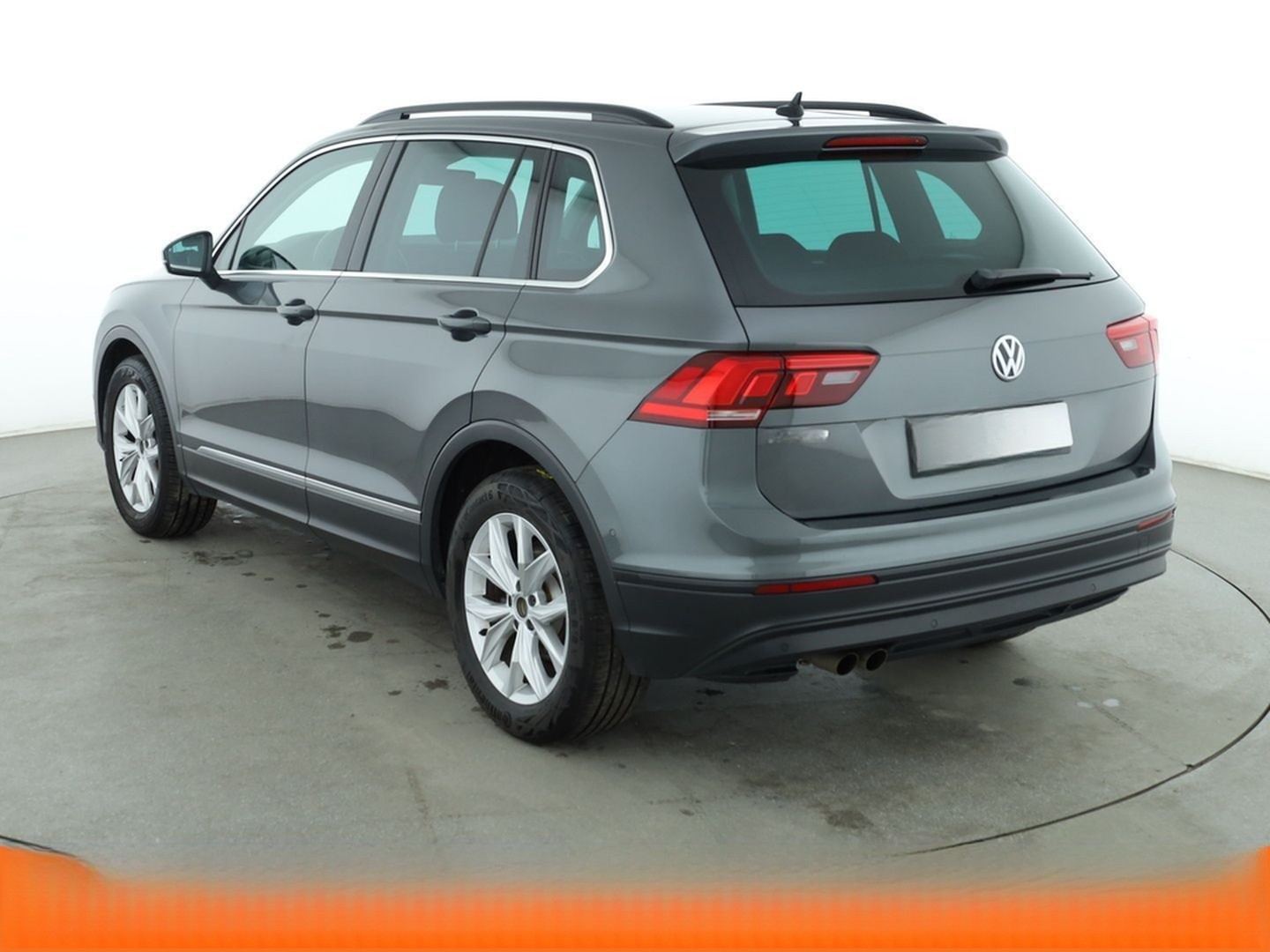 Volkswagen Tiguan 1.5 TSI ACT Comfortline BlueMotion Aut.* foto 4
