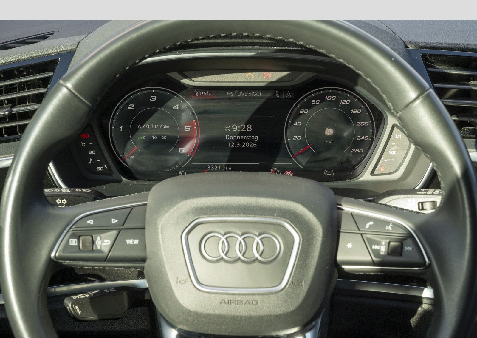 Audi Q3 35 TDI S line AHK/Kamera/NaviPlus/Virt.Cockpi foto 14