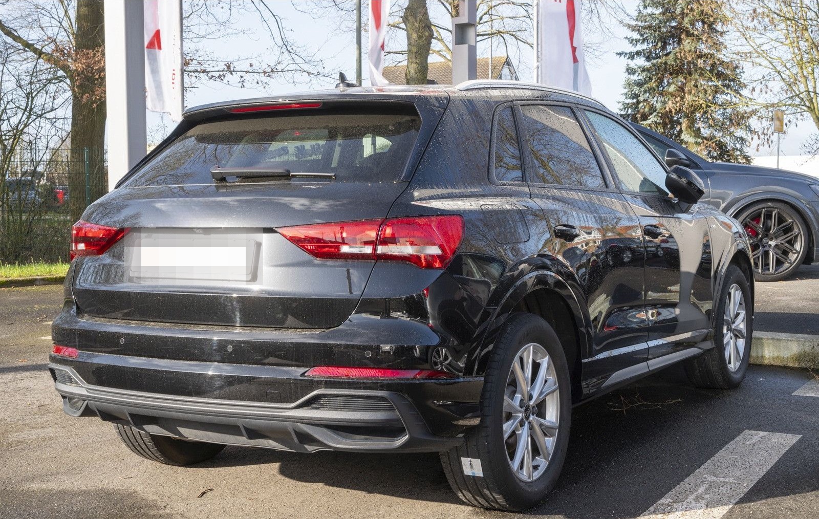 Audi Q3 35 TDI S line AHK/Kamera/NaviPlus/Virt.Cockpi foto 3
