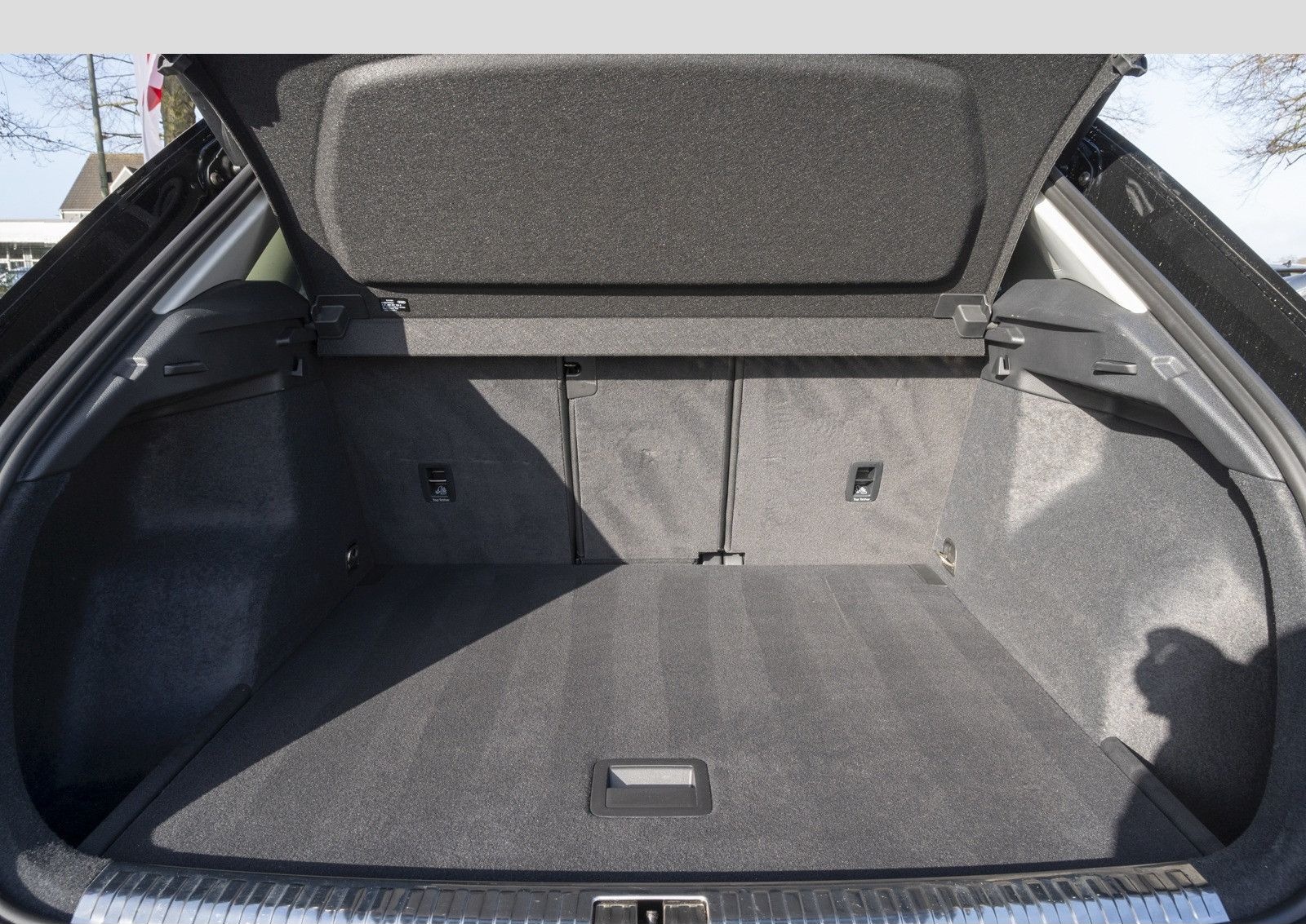 Audi Q3 35 TDI S line AHK/Kamera/NaviPlus/Virt.Cockpi foto 6