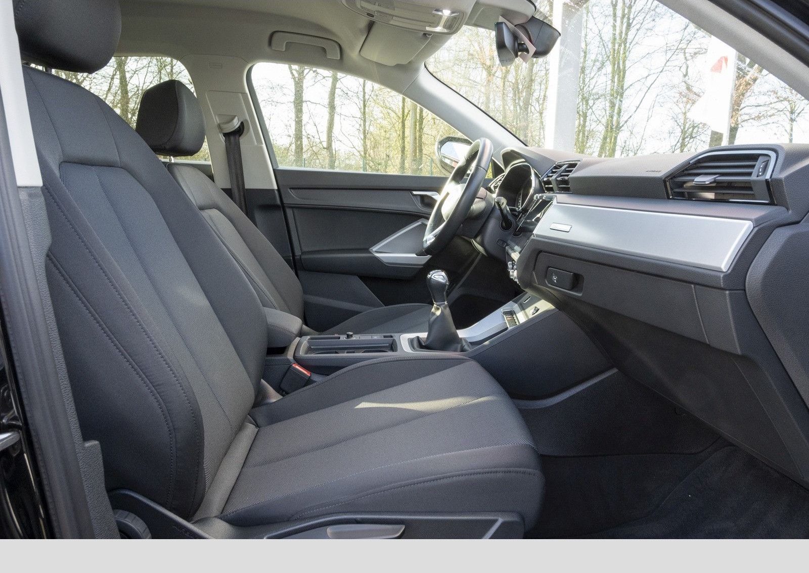 Audi Q3 35 TDI S line AHK/Kamera/NaviPlus/Virt.Cockpi foto 7