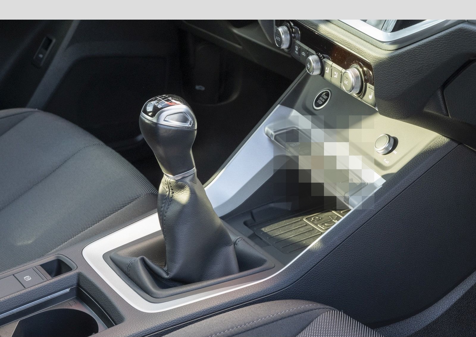 Audi Q3 35 TDI S line AHK/Kamera/NaviPlus/Virt.Cockpi foto 9