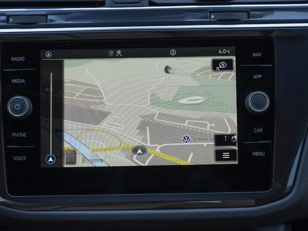 Volkswagen Tiguan 1.5 TSI Life ACC Kamera Digital Cockpit foto 13