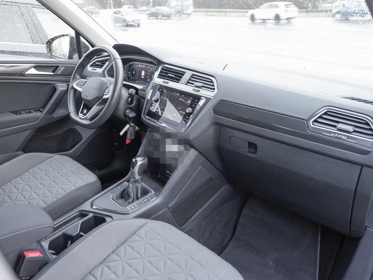 Volkswagen Tiguan 1.5 TSI Life ACC Kamera Digital Cockpit foto 15