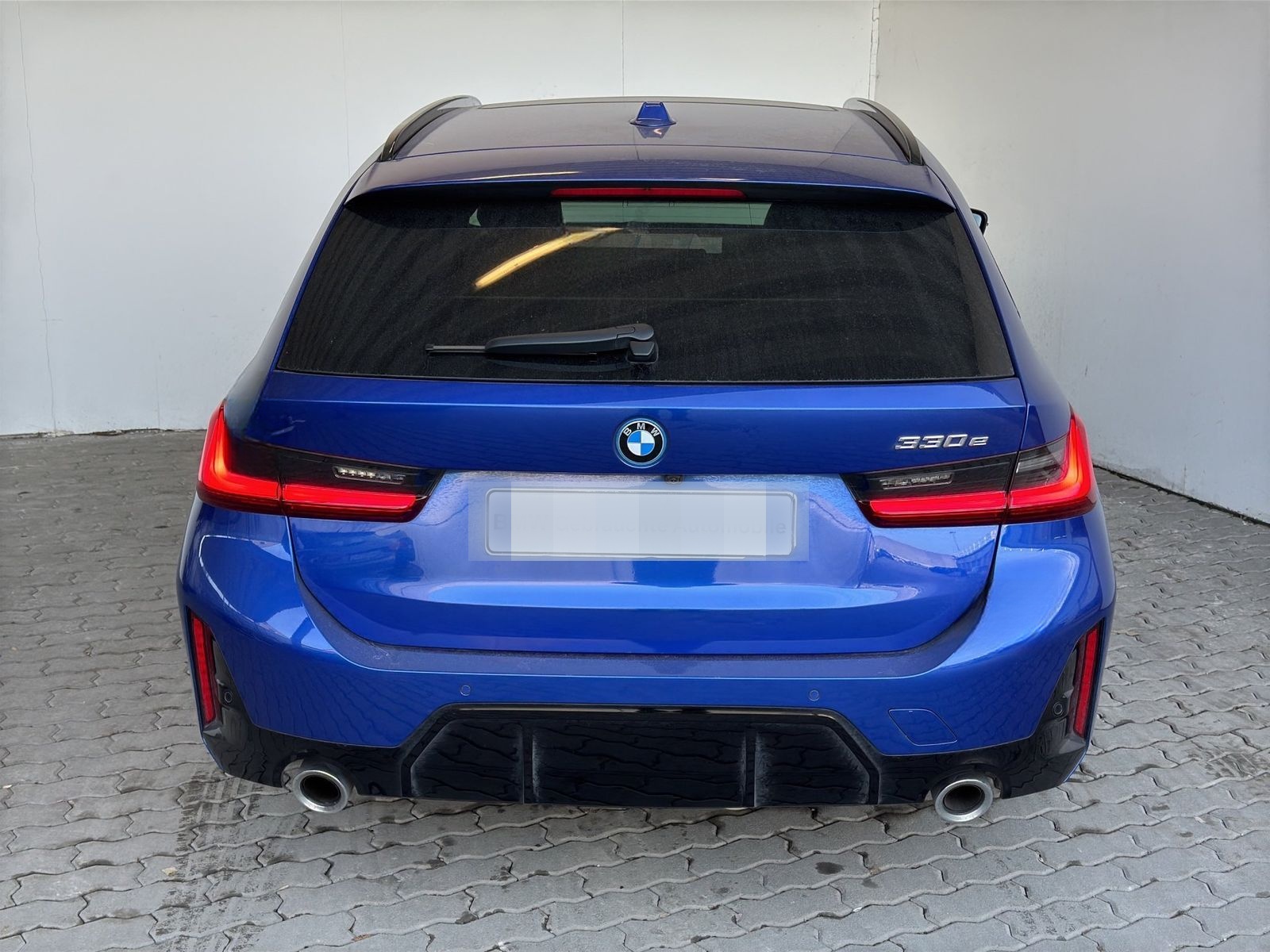 BMW 330e Tour. M Sport LiveCock.LED.AHK.PGD.MBremse. foto 4