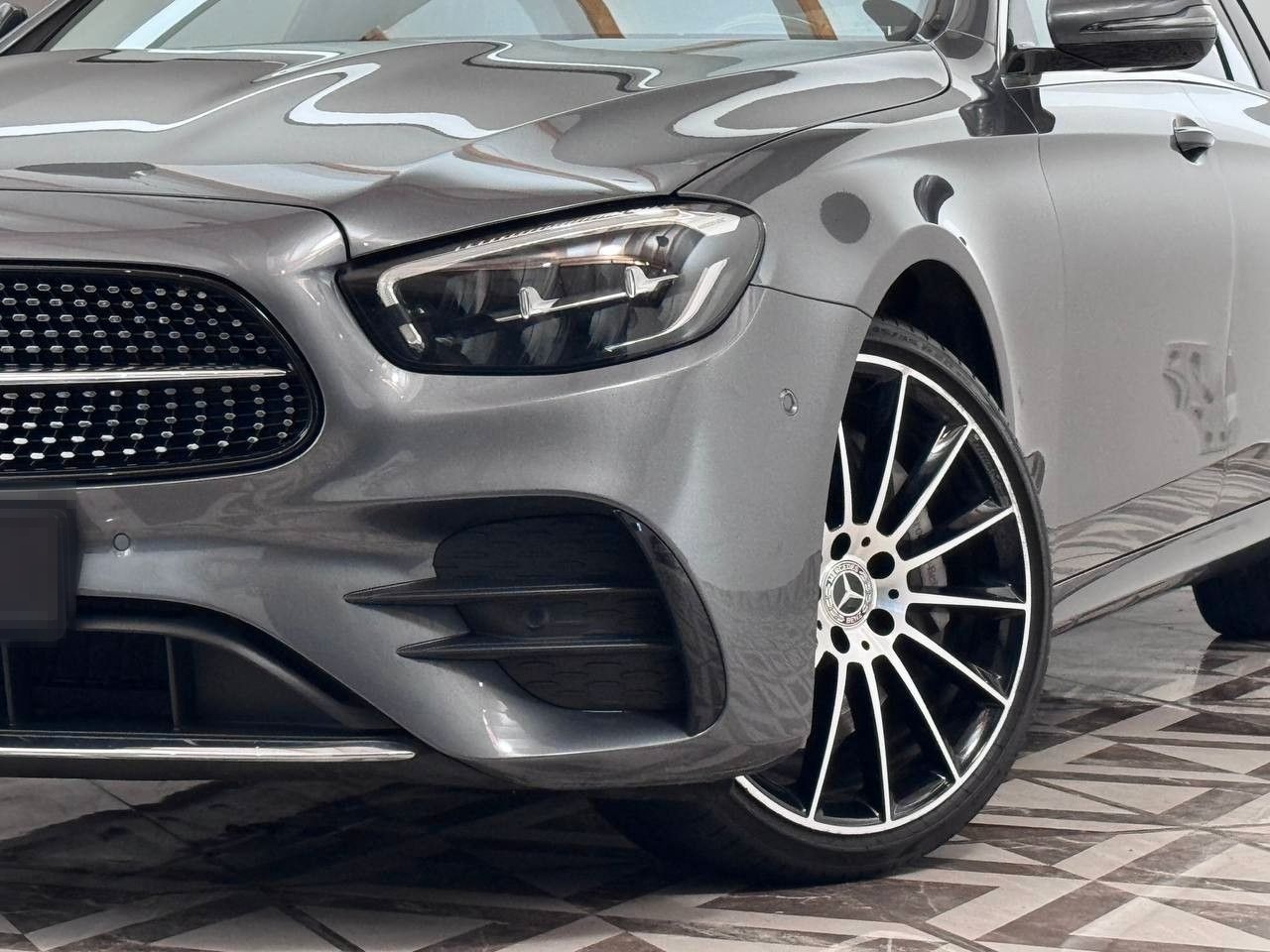 Mercedes-Benz E 400  T AMG Line 4Matic Sonderausstattung Pano. foto 6