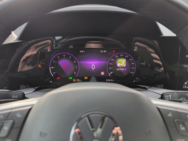 Volkswagen Golf VIII 1.5 eTSI DSG STYLE AHK+KAMERA+NAVI+LED foto 16