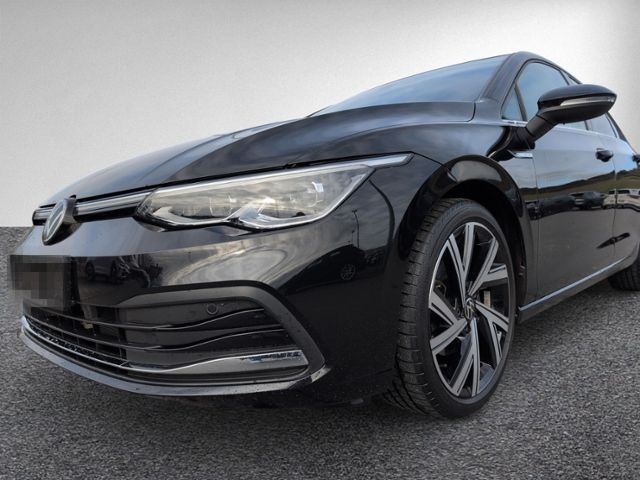 Volkswagen Golf VIII 1.5 eTSI DSG STYLE AHK+KAMERA+NAVI+LED foto 6