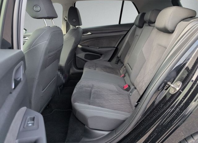 Volkswagen Golf VIII 1.5 eTSI DSG STYLE AHK+KAMERA+NAVI+LED foto 10