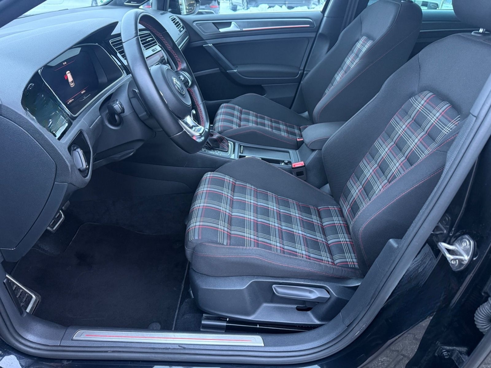 Volkswagen Golf VII Lim. GTI BMT/Start-Stopp * DSG * foto 11