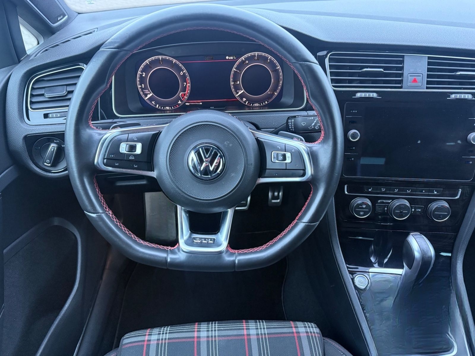 Volkswagen Golf VII Lim. GTI BMT/Start-Stopp * DSG * foto 16