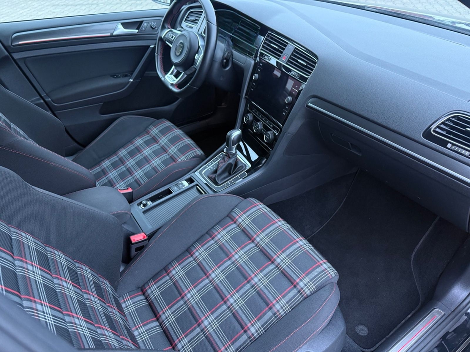 Volkswagen Golf VII Lim. GTI BMT/Start-Stopp * DSG * foto 21