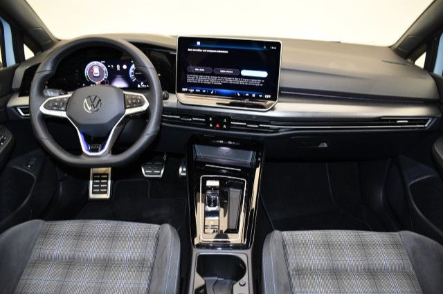 Volkswagen Golf 8 VIII 1.5 TSI eHybrid DSG GTE Matrix/AHK/P foto 4