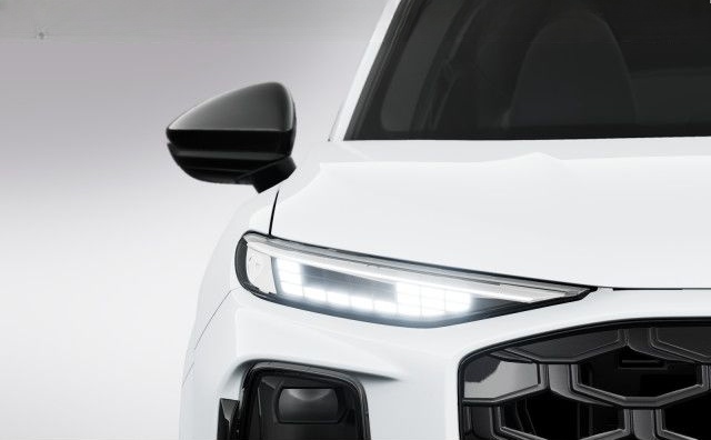 Audi Q3 Sportback e-hybrid 200 kW S line Matrix Pano foto 9