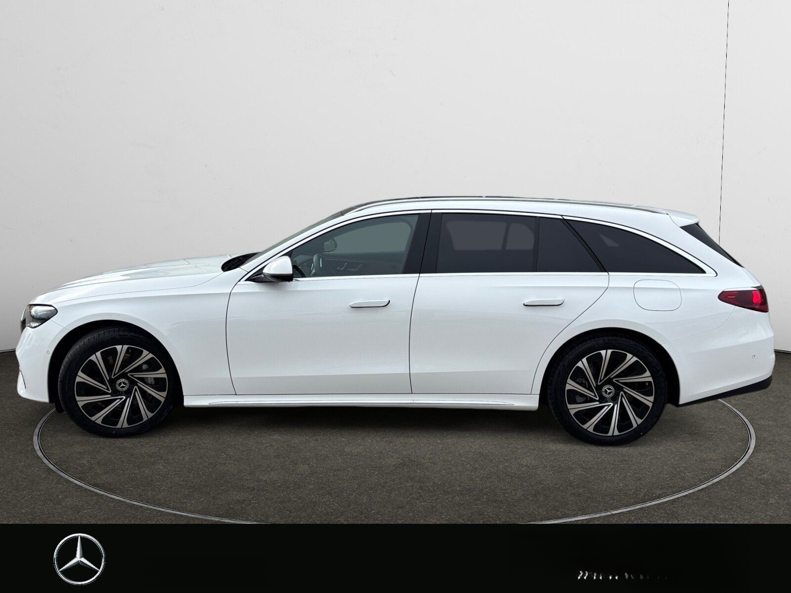 Mercedes-Benz E 300 e T Exclusive Pano+360°+Distro+HeadUp+uvm+ foto 2