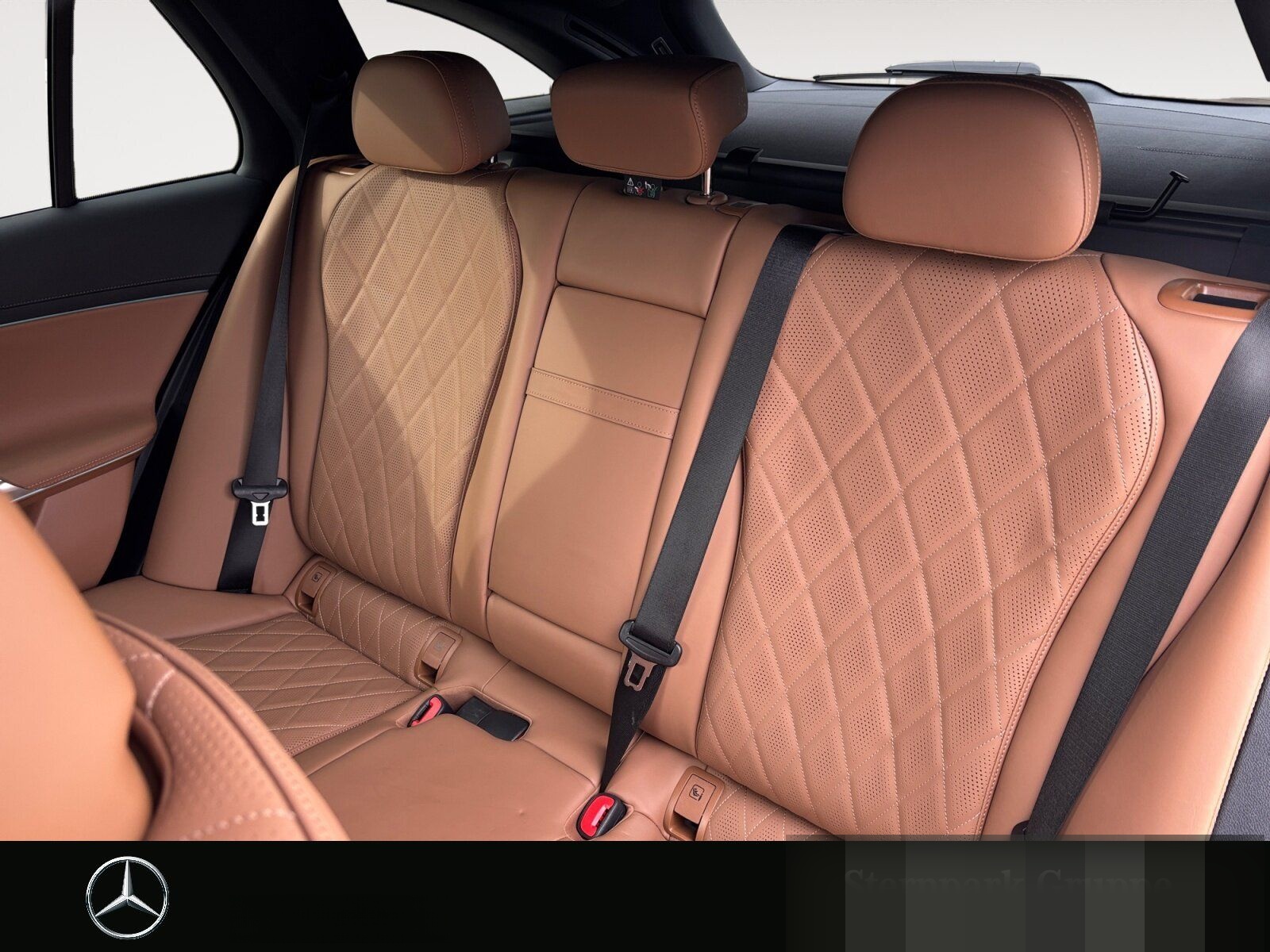 Mercedes-Benz E 300 e T Exclusive Pano+360°+Distro+HeadUp+uvm+ foto 13