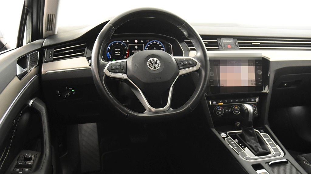 Volkswagen Passat 1.5 TSi DSG Elegance *1.Hand*Leder*Pano* foto 9