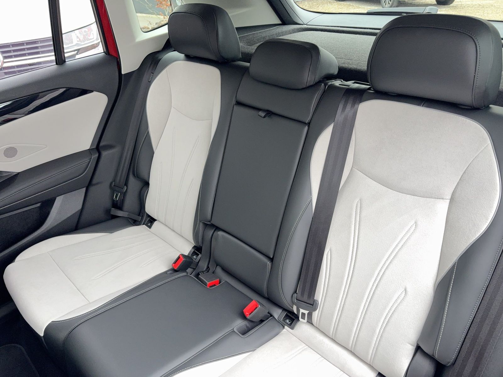 Volkswagen Tiguan Elegance TDI DSG Kamera/CarPlay/AHK/StHz foto 14