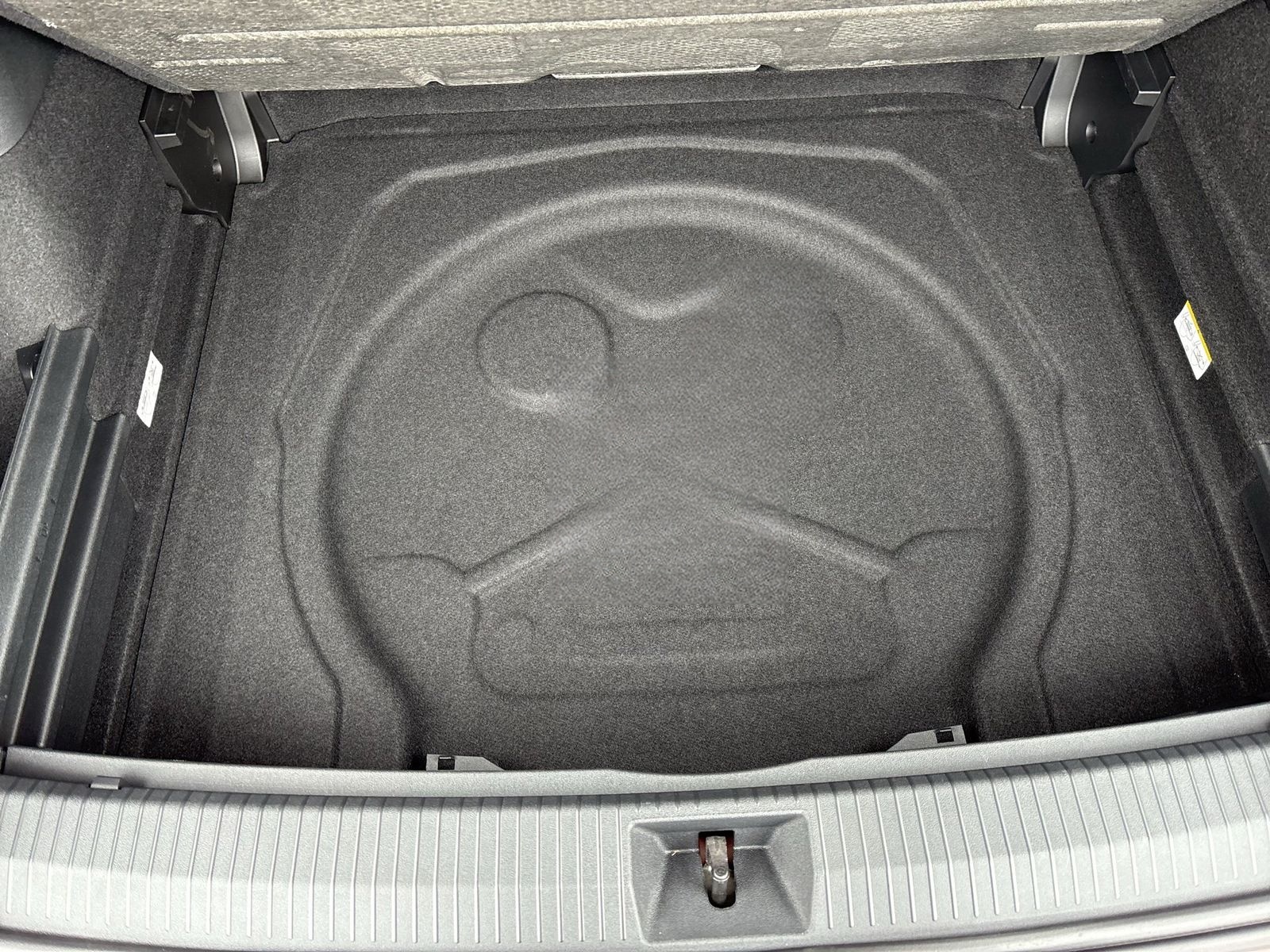 Volkswagen Tiguan Elegance TDI DSG Kamera/CarPlay/AHK/StHz foto 18
