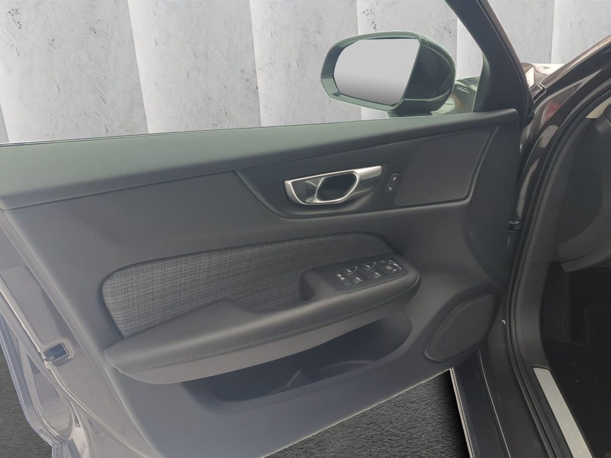 Volvo V 60 Core B3 MHEV Aut. LED AHK RFK SHZ foto 16
