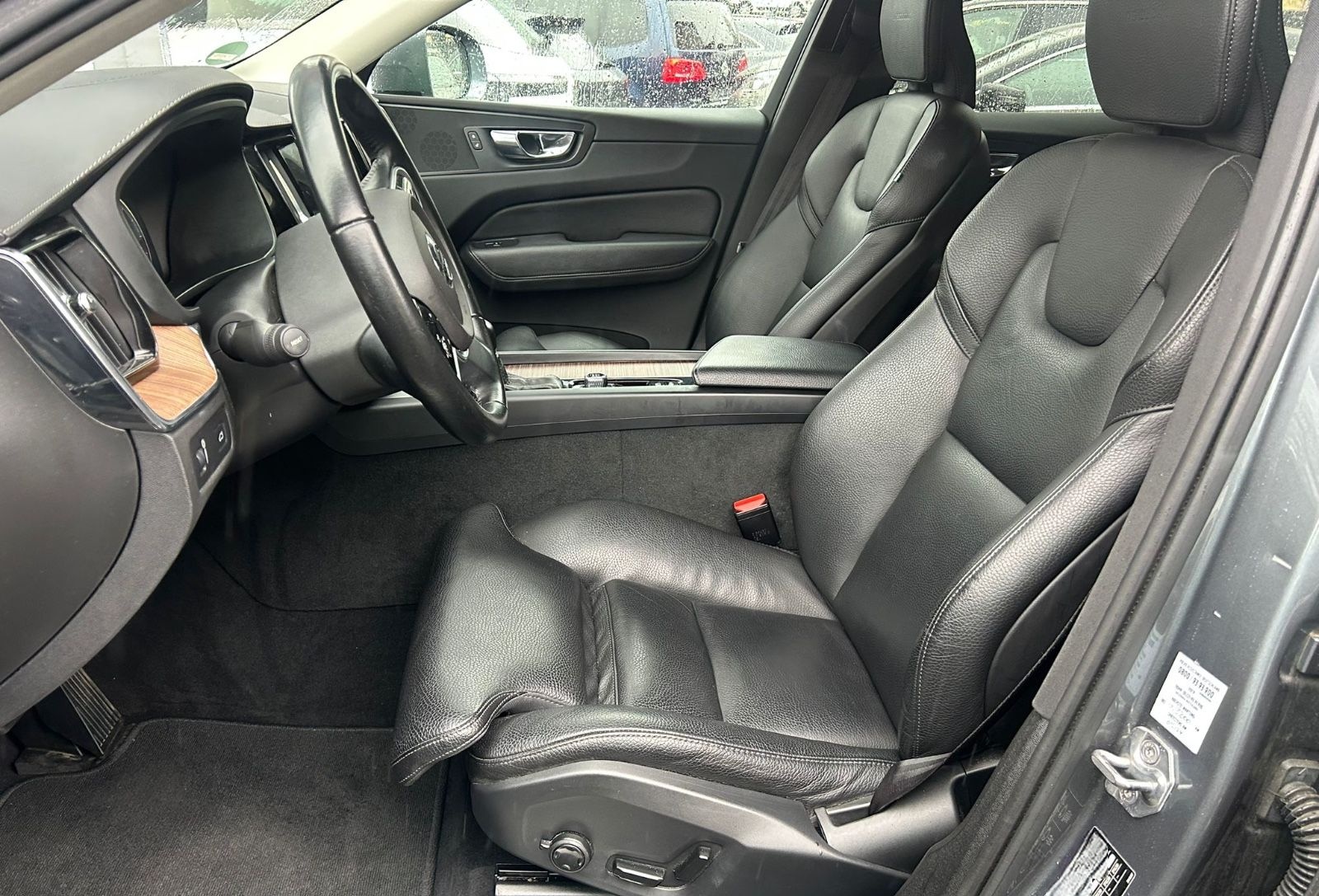 Volvo XC 60 Inscription AWD 4x4 Ahk .**235Ps!! foto 19