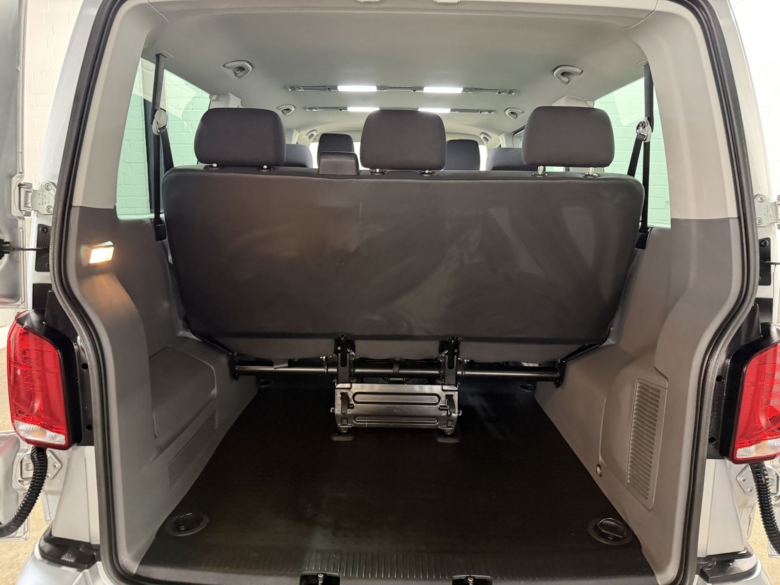 Volkswagen T6.1 Caravelle  DSG Comf |8 Sitzer/UPE:70.071,-€ foto 12