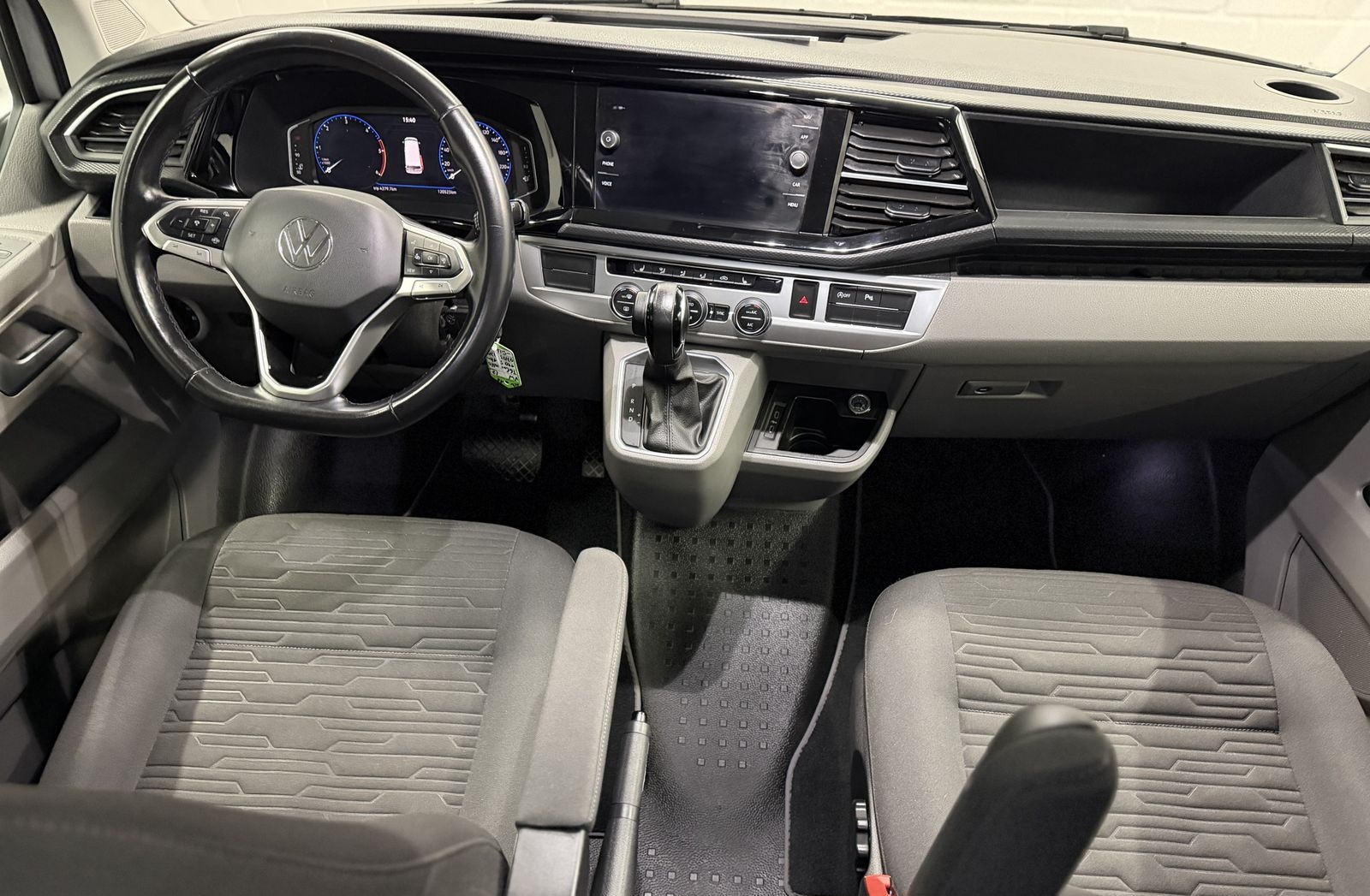 Volkswagen T6.1 Caravelle  DSG Comf |8 Sitzer/UPE:70.071,-€ foto 14