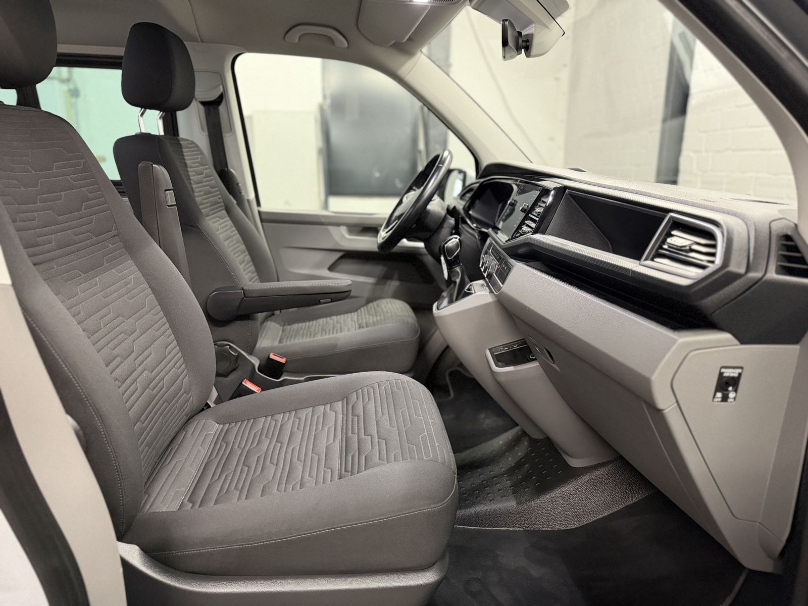 Volkswagen T6.1 Caravelle  DSG Comf |8 Sitzer/UPE:70.071,-€ foto 15