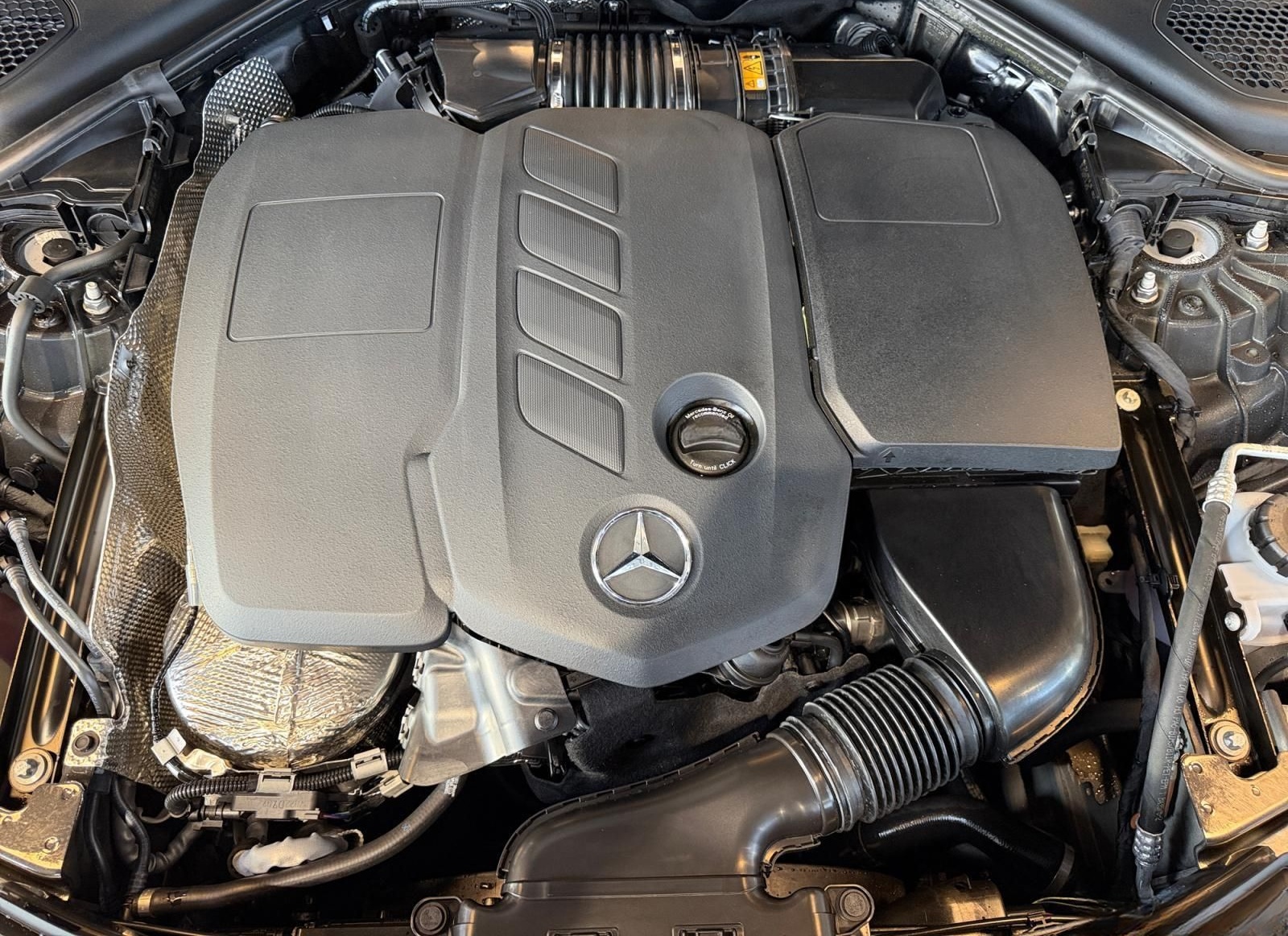 Mercedes-Benz E 220 d AMG Night Pano Digital Distronic 20"LM foto 7