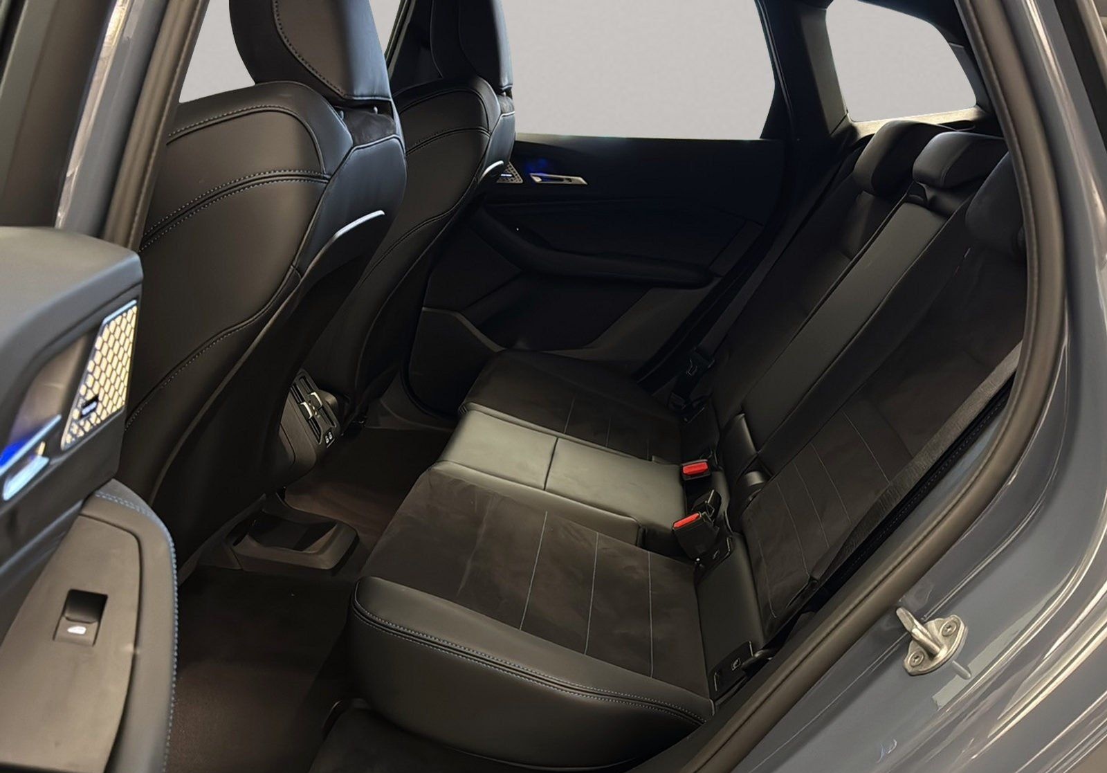 BMW 223i xDrive Active Tourer M Sport AHK Harman/K foto 9