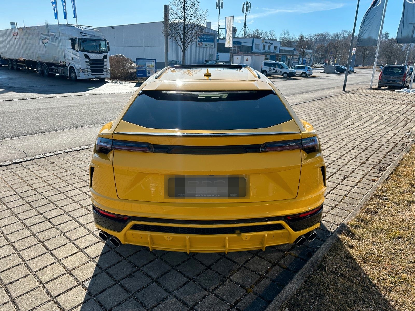 Lamborghini Urus 4.0 V8 ACC,HUD,PANO,KERAMIK,LUFT,23",360... foto 6