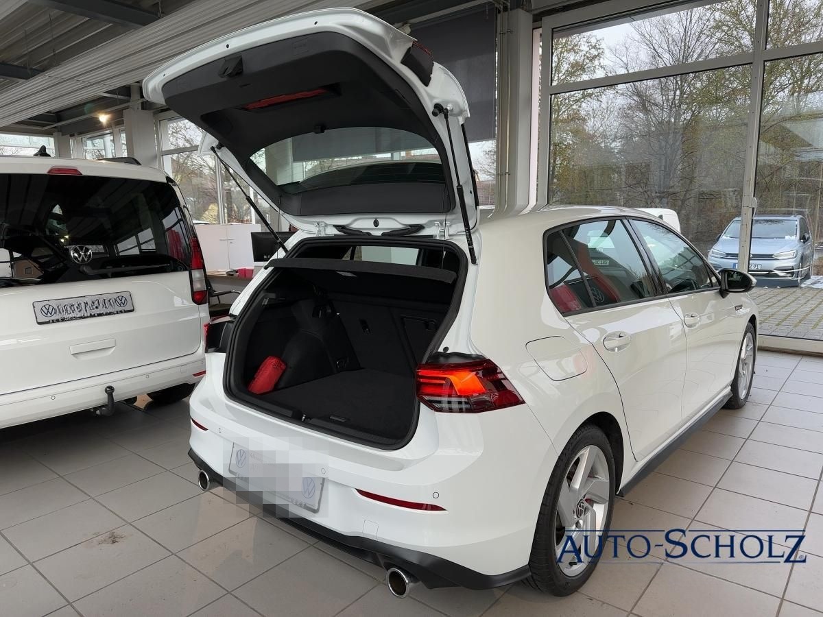 Volkswagen Golf VIII 2.0 TSI GTI+RFK+ACC+LED+PDC+NAV+DAB+ foto 3